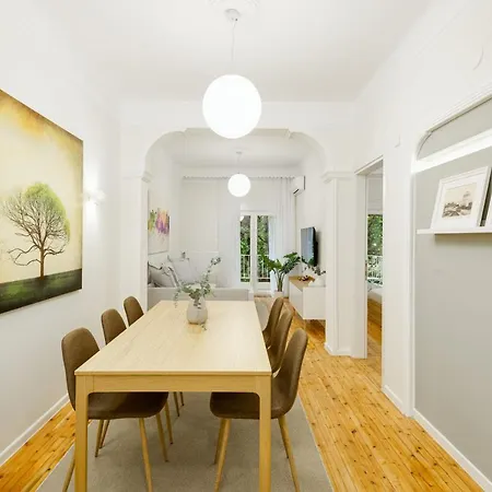 Aristotelous 3bdrm Central Family Apt *